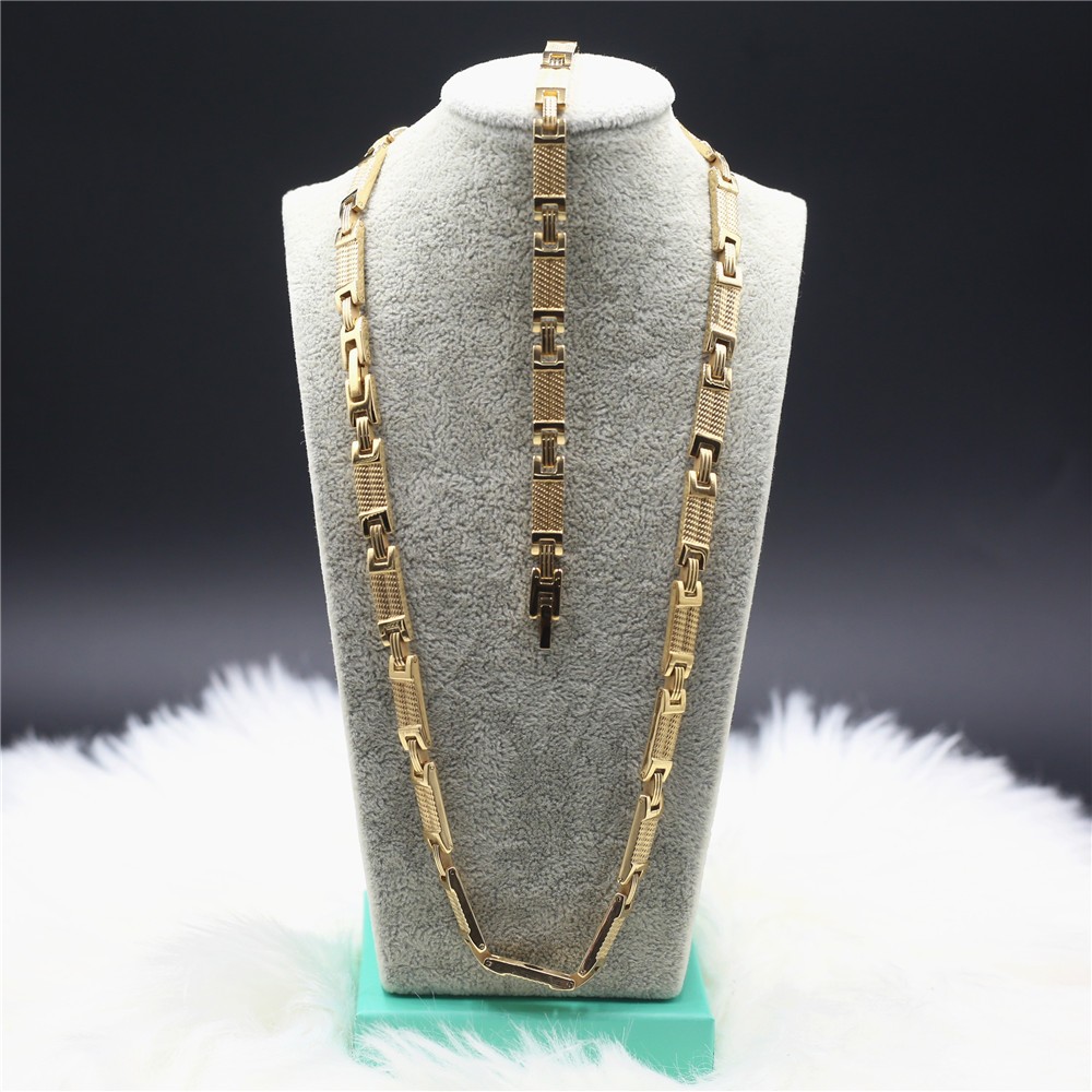 Jewellery Stainless Steel Chain Bracelet 1580596M in Silver